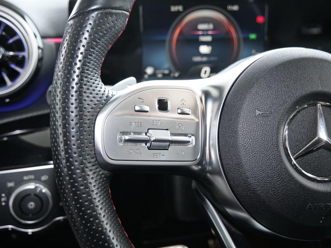 Mercedes-Benz A 250 e  AMG Totwinkel Kamera SpurH