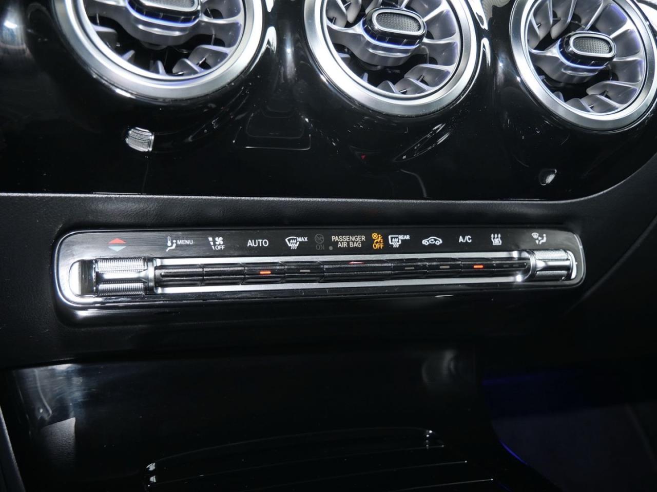 Mercedes-Benz A 250 e  AMG Totwinkel Kamera SpurH