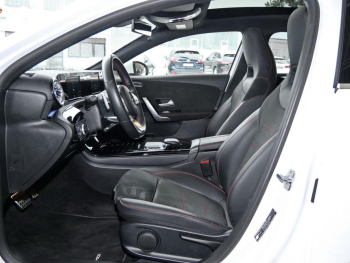 Mercedes-Benz A 250 e  AMG Totwinkel Kamera SpurH