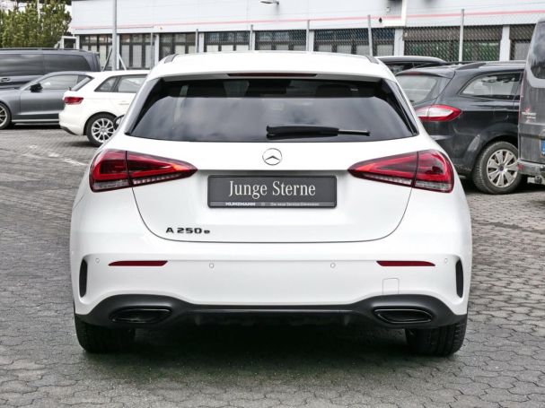 Mercedes-Benz A 250 e  AMG Night Panorama Kamera AHK HUD