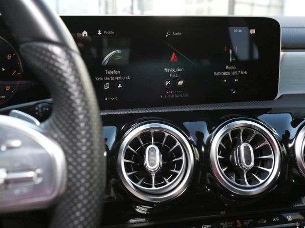 Mercedes-Benz A 250 AMG Night Kamera StandH Panorama HUD LED Mercedes-Benz A 250 AMG Night Kamera StandH Panorama HUD LED