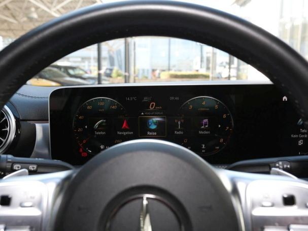 Mercedes-Benz A 250 AMG Night Kamera StandH Panorama HUD LED Mercedes-Benz A 250 AMG Night Kamera StandH Panorama HUD LED