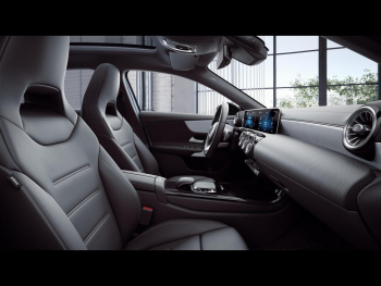 Mercedes-Benz A 250  AMG Night Kamera StandH Panorama HUD LED