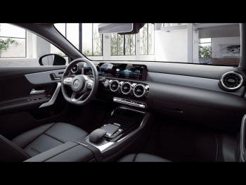 Mercedes-Benz  A 35 AMG 4M Night Distronic Panorama AHK 360°