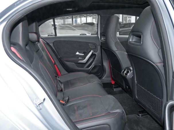 Mercedes-Benz A 35 AMG 4M Distronic Panorama Standhzg HUD AHK
