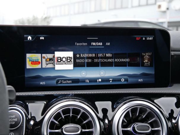 Mercedes-Benz A 35 AMG 4M Distronic Panorama Standhzg HUD AHK