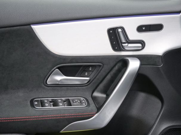 Mercedes-Benz A 35 AMG 4M Distronic Panorama Standhzg HUD AHK