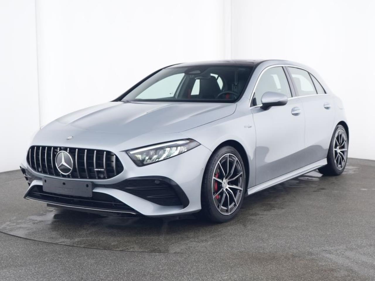 Mercedes-Benz A 35 AMG 4M Distronic Panorama Standhzg HUD AHK