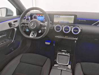 Mercedes-Benz A 35 AMG 4M Distronic Panorama Standhzg HUD AHK