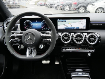 Mercedes-Benz A 35 AMG 4M Distronic Panorama Standhzg HUD AHK