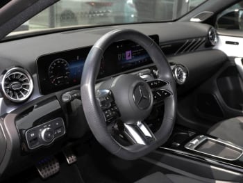 Mercedes-Benz A 35 AMG 4M Night Burmester Kamera Totwinkel