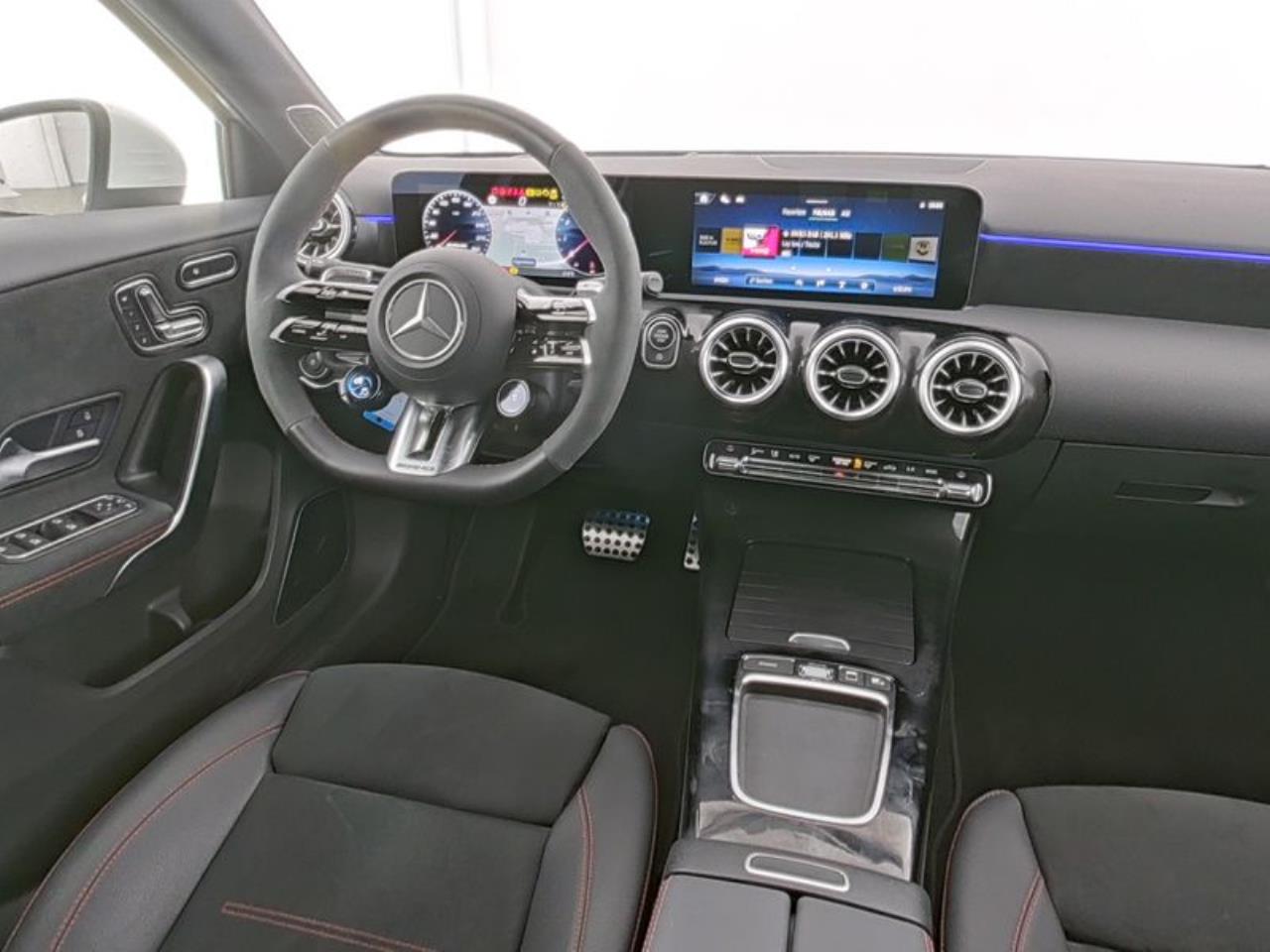 Mercedes-Benz A 45 AMG S 4M+ AMG Panorama 360° HeadUp Multibeam