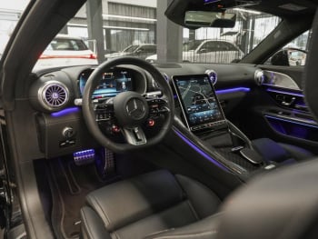 Mercedes-Benz AMG GT 63 4M+ Night Panorama Sitzklima Distronic