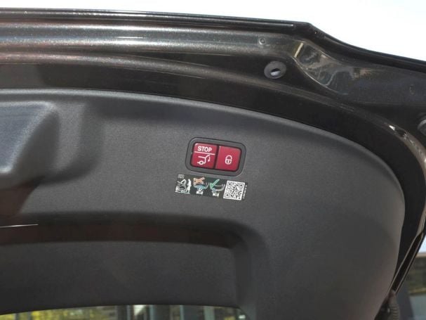 Mercedes-Benz AMG GT 53 4M+ Distronic Burmester HUD Kamera