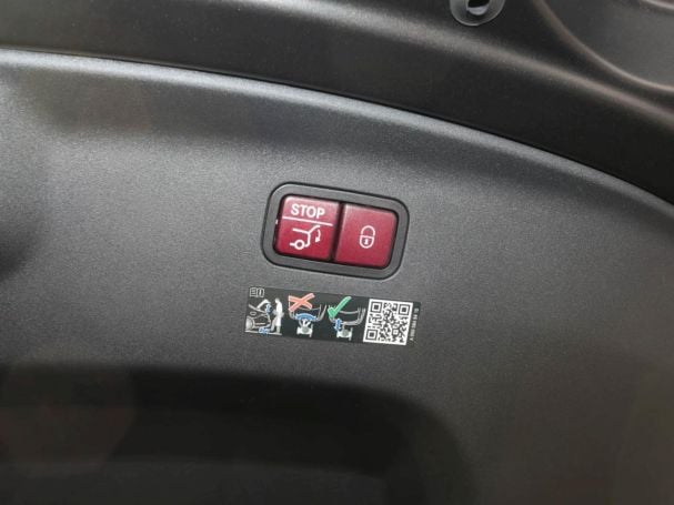 Mercedes-Benz AMG GT 53 AMG 4M+ Night Panorama Distronic HUD