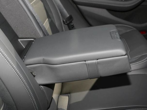 Mercedes-Benz AMG GT 53 AMG 4M+ Night Panorama Distronic HUD