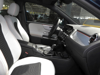 Mercedes-Benz B 180 d Style MBUXNavi+ Kamera Easy-P SpiegelP