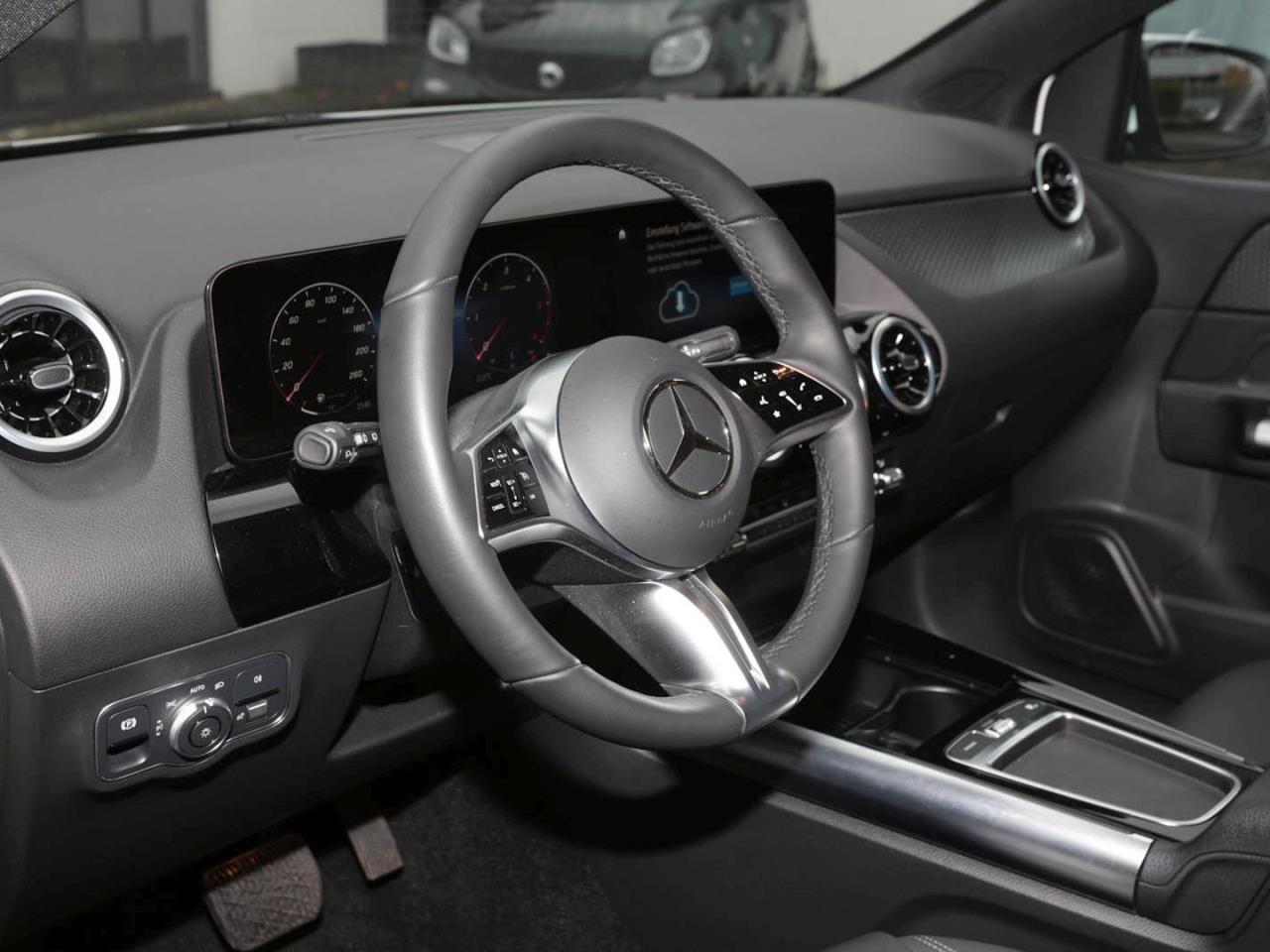 Mercedes-Benz B 180 d Progressive MBUX Navi-Prem Kamera EasyP
