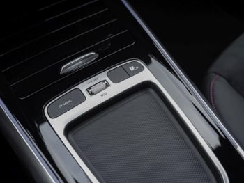 Mercedes-Benz B 180 AMG Night MBUXNavi-Prem. AHK 360° EasyP