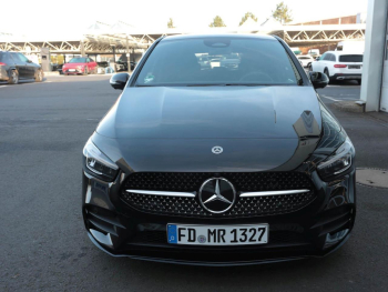 Mercedes-Benz B 180 AMG Night MBUX Navi 360° AHK EasyPack