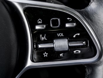 Mercedes-Benz B 200 4M Progressive Panorama Distronic 360°