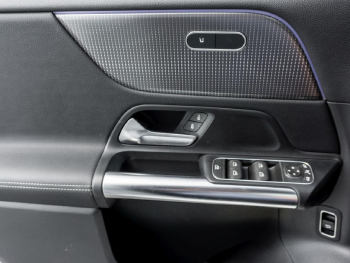Mercedes-Benz B 200 4M Progressive Panorama Distronic 360°