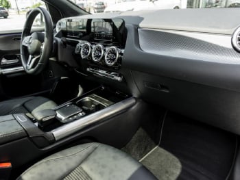 Mercedes-Benz B 200 4M Progressive Panorama Distronic 360°
