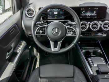 Mercedes-Benz B 200 4M Progressive Panorama Distronic 360°