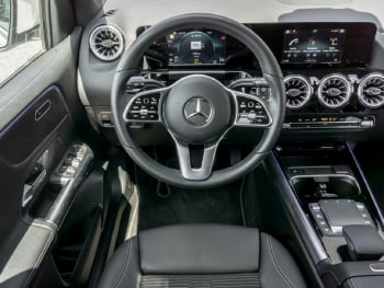 Mercedes-Benz B 200 4M Progressive Panorama Distronic 360°