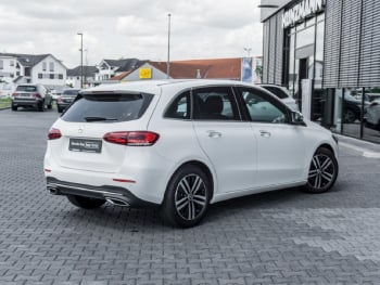 Mercedes-Benz B 200 4M Progressive Panorama Distronic 360°