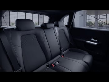 Mercedes-Benz B 200 4M Progressive Panorama Distronic 360°
