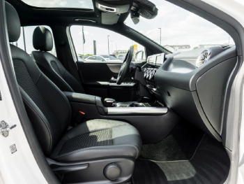 Mercedes-Benz B 200 4M Progressive Panorama Distronic 360°