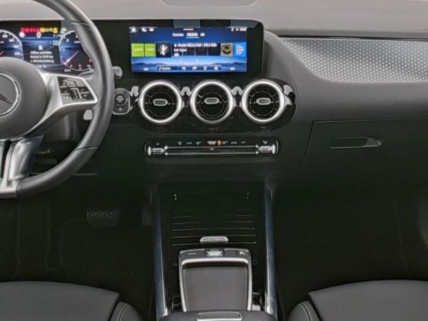 Mercedes-Benz B 200 d Progressive MBUX Navi-Prem. SpurH 360° Mercedes-Benz B 200 d Progressive MBUX Navi-Prem. SpurH 360°