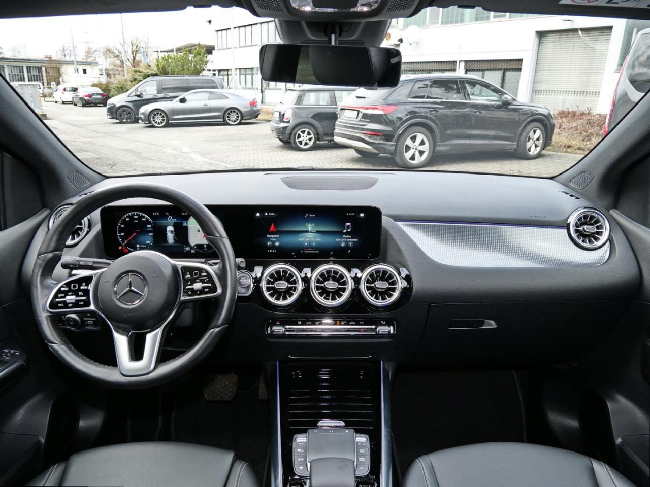 Mercedes-Benz B 200 Progressive Night MBUXNavi+ Kamera