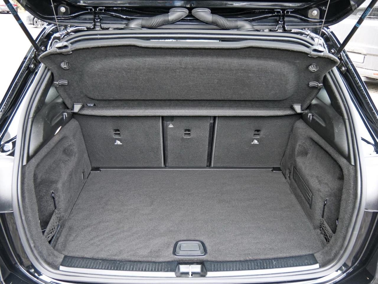 Mercedes-Benz B 200 Progressive Night MBUXNavi+ Kamera