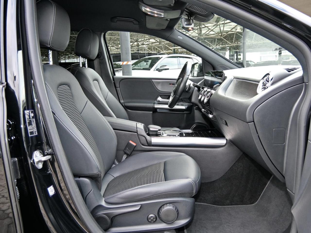 Mercedes-Benz B 200 Progressive Night MBUXNavi+ Kamera