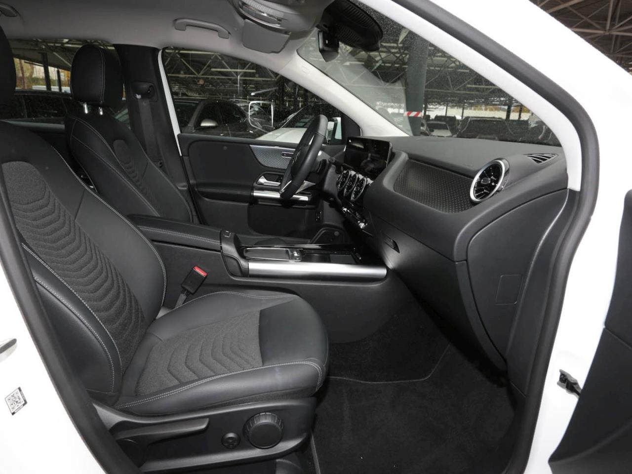 Mercedes-Benz B 200 Progressive MBUX Navi Kamera Easy-Pack