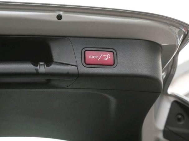 Mercedes-Benz B 220 4M Progressive MBUX Navi+ Kamera AHK Mercedes-Benz B 220 4M Progressive MBUX Navi+ Kamera AHK