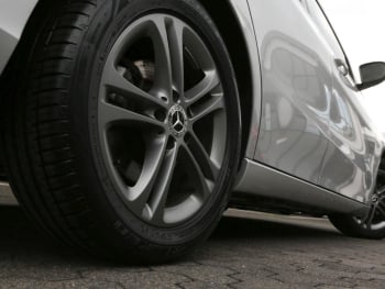 Mercedes-Benz B 220 4M Progressive MBUX Navi+ Kamera AHK