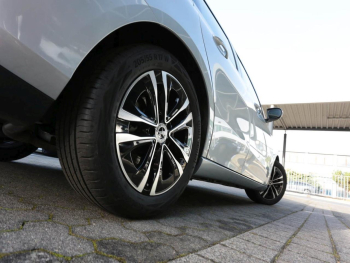 Mercedes-Benz B 220 d Progressive MBUX Navi Kamera Lenkradhzg