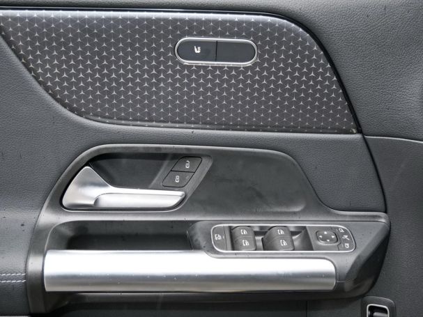 Mercedes-Benz B 250 4M Progressive Night Distronic Panorama