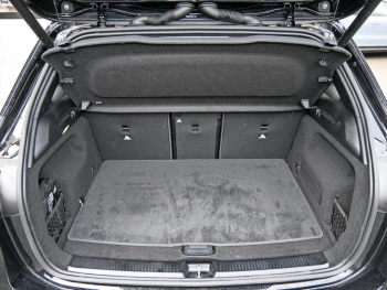 Mercedes-Benz B 250 4M Progressive Night Distronic Panorama