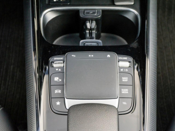 Mercedes-Benz B 250 e Style MBUXNavi+ Distronic Kamera
