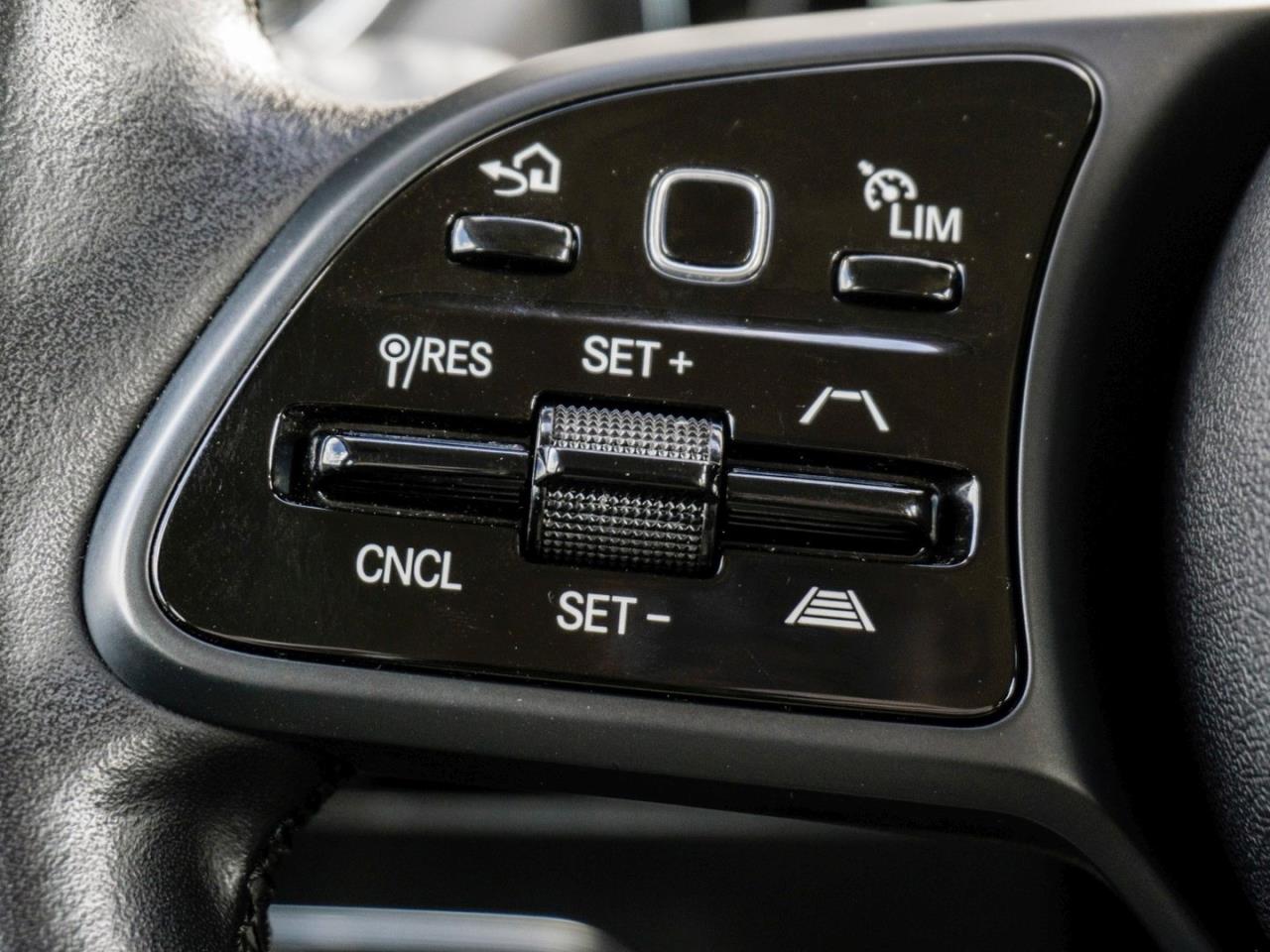 Mercedes-Benz B 250 e Style MBUXNavi+ Distronic Kamera