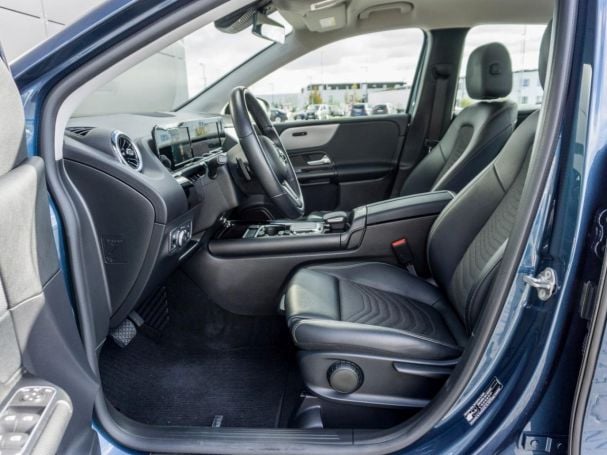 Mercedes-Benz B 250 e Style MBUXNavi+ Distronic Kamera