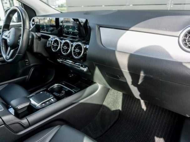 Mercedes-Benz B 250 e Style MBUXNavi+ Distronic Kamera