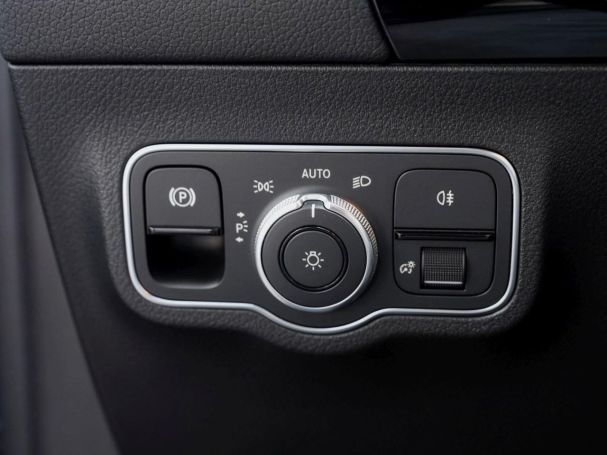 Mercedes-Benz B 250 e Progressive Sitzklima Kamera Head-Up