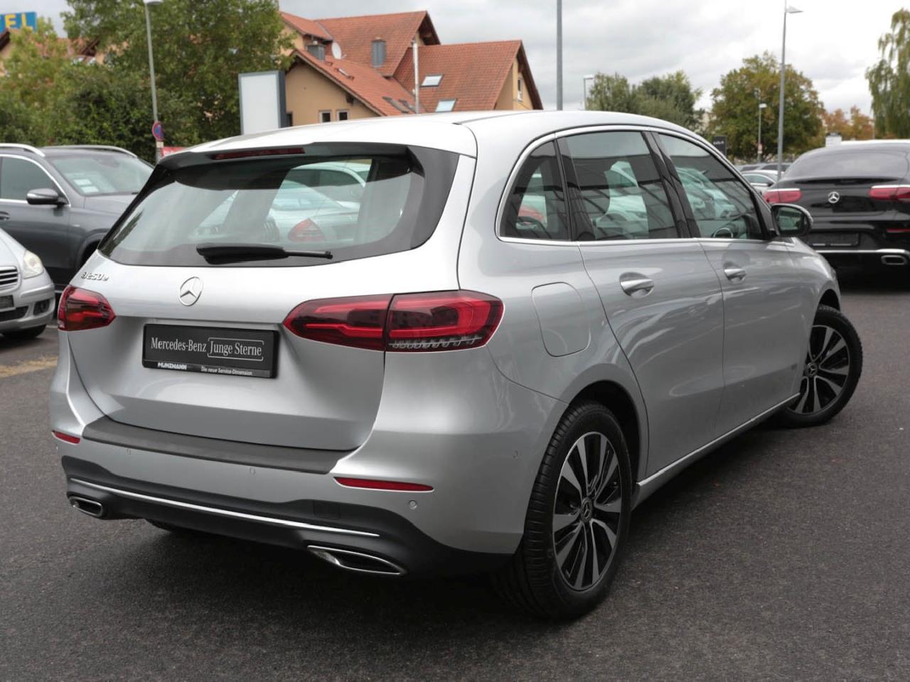 Mercedes-Benz B 250 e Progressive MBUX Navi High-End AHK Kamera