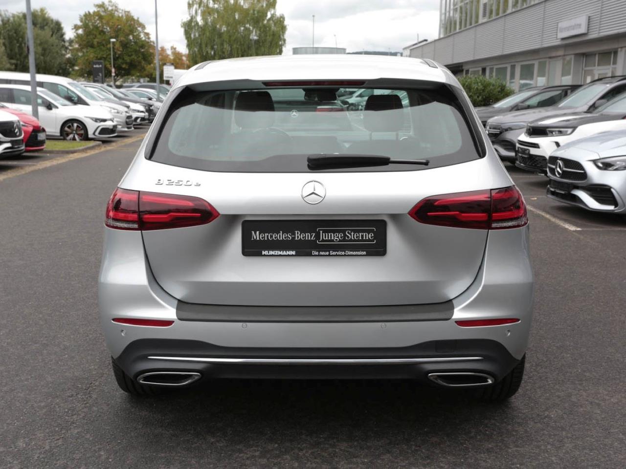 Mercedes-Benz B 250 e Progressive MBUX Navi High-End AHK Kamera