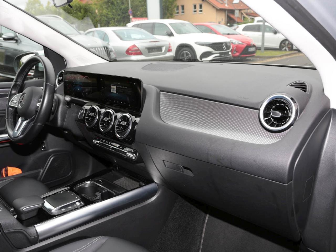 Mercedes-Benz B 250 e Progressive MBUX Navi High-End AHK Kamera